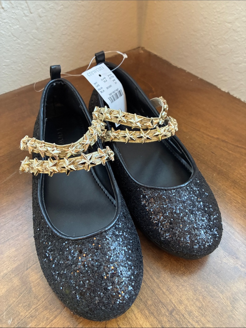 Crewcuts Black Glitter Mary Janes with Gold Star Straps **NWT—in box